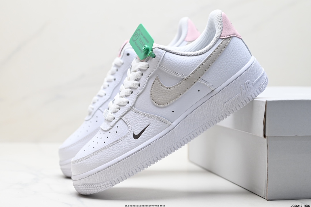 Nike Air Force 1 Shoes